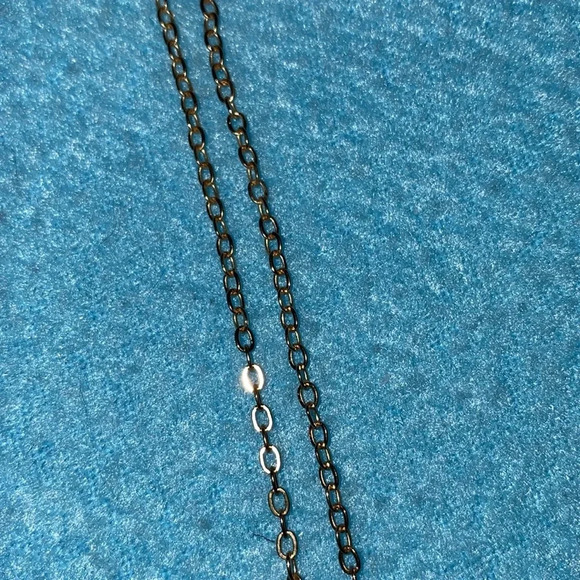 Velvety red puffy hearts necklace golden chain adjustable closure NEW - Picture 5 of 7